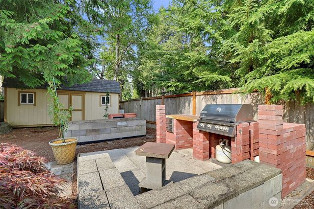 11860 SE 321st Place, Auburn, WA 98092