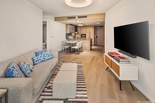 1000 Auahi Street 1307, Honolulu, HI 96814