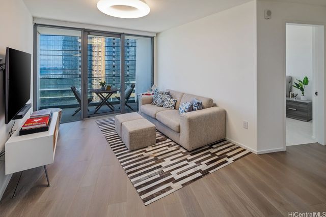 1000 Auahi Street 1307, Honolulu, HI 96814