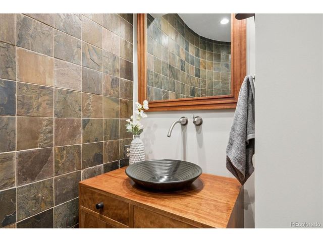 436 Fillmore St, Denver, CO 80206