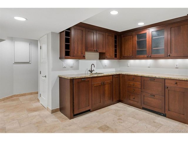 436 Fillmore St, Denver, CO 80206