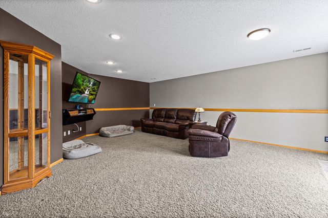 15270 Sodium Street NW, Anoka, MN 55303