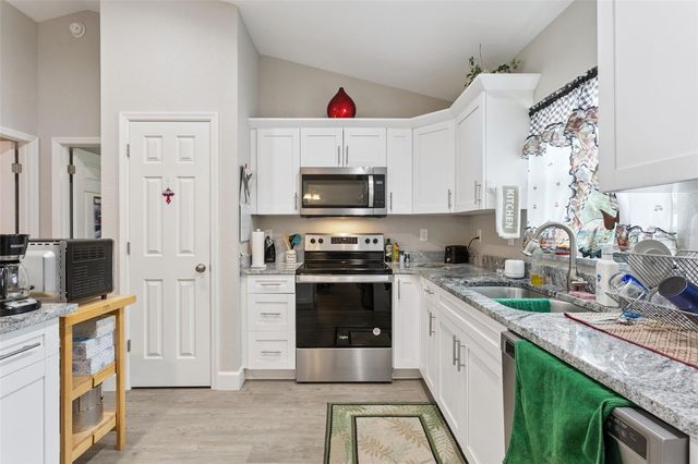 13662 SE 55TH AVENUE, Summerfield, FL 34491