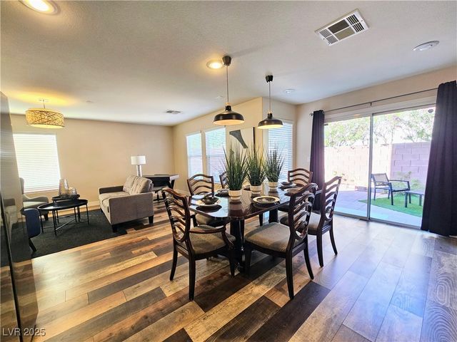 6790 Oak Mist Avenue, Las Vegas, NV 89139