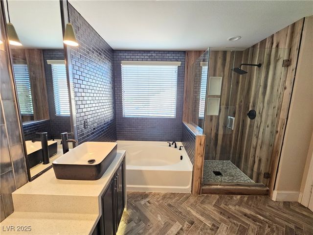 6790 Oak Mist Avenue, Las Vegas, NV 89139