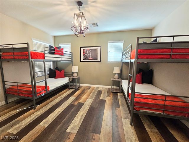 6790 Oak Mist Avenue, Las Vegas, NV 89139