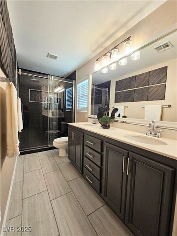 6790 Oak Mist Avenue, Las Vegas, NV 89139