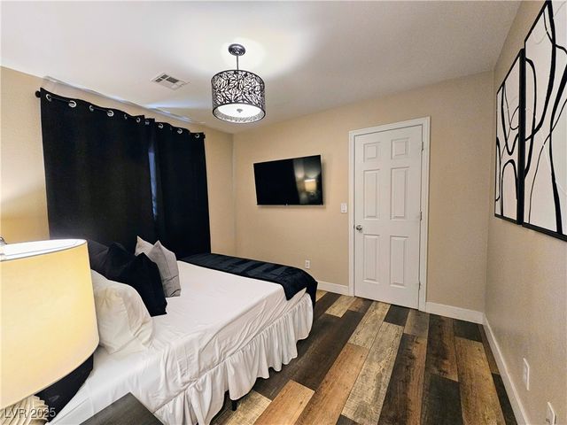 6790 Oak Mist Avenue, Las Vegas, NV 89139