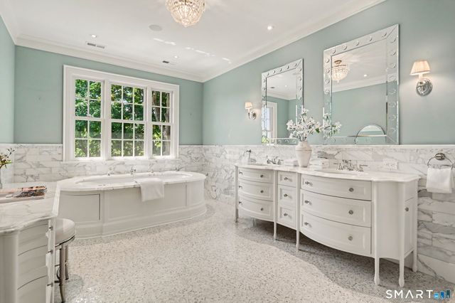 55 Calhoun Drive, Greenwich, CT 06831