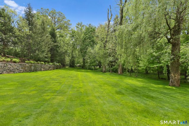 55 Calhoun Drive, Greenwich, CT 06831