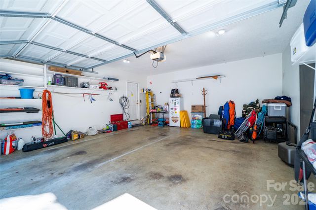 18 Friendly Way, Asheville, NC 28806