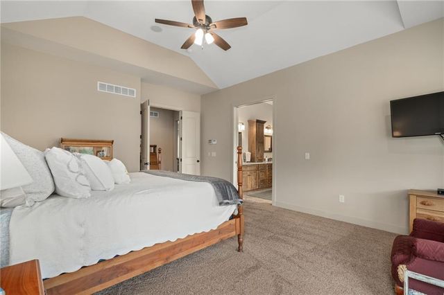 3565 W 193 Street, Stilwell, KS 66085