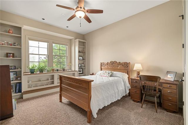 3565 W 193 Street, Stilwell, KS 66085