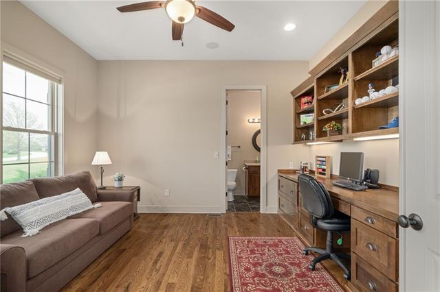 3565 W 193 Street, Stilwell, KS 66085
