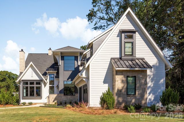 5555 Fairview Road, Charlotte, NC 28209