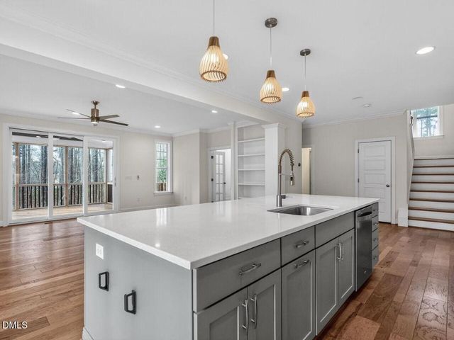 2117 Bee Cave Court, Apex, NC 27539