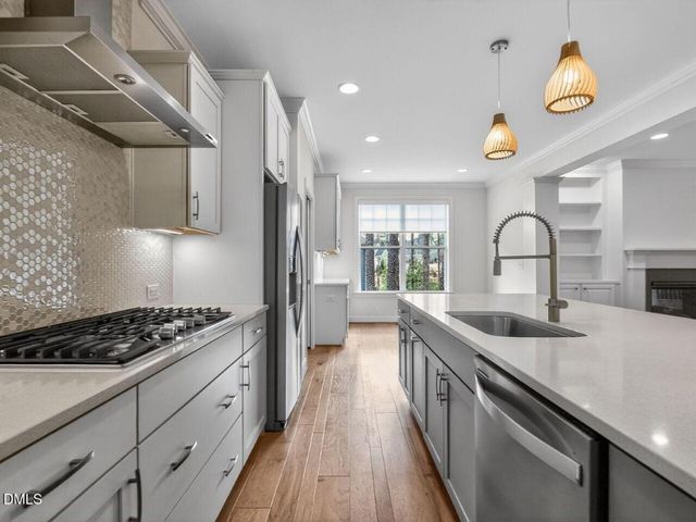 2117 Bee Cave Court, Apex, NC 27539