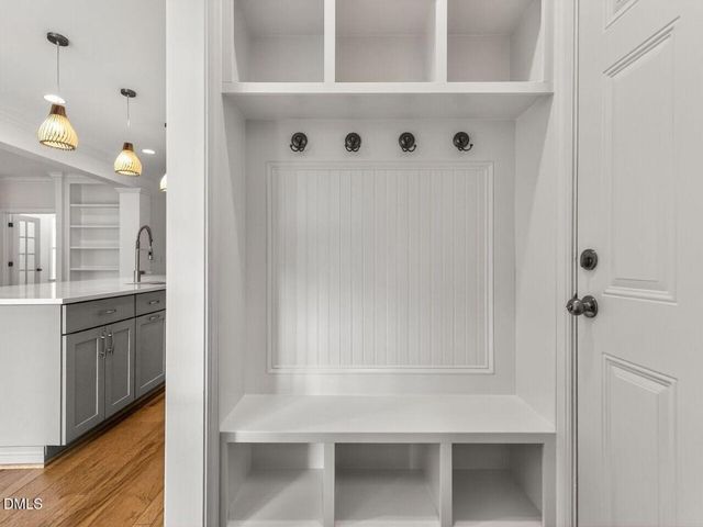 2117 Bee Cave Court, Apex, NC 27539