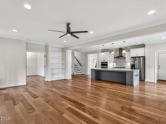 2117 Bee Cave Court, Apex, NC 27539