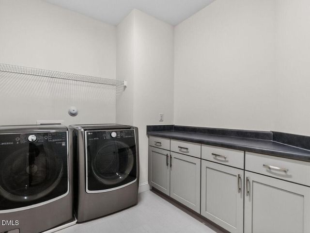 2117 Bee Cave Court, Apex, NC 27539