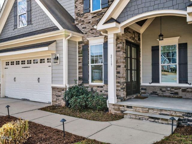 2117 Bee Cave Court, Apex, NC 27539