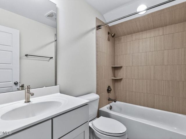 2117 Bee Cave Court, Apex, NC 27539