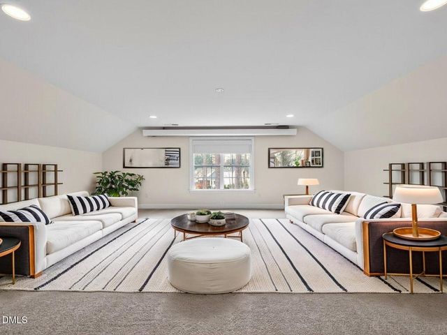 2117 Bee Cave Court, Apex, NC 27539