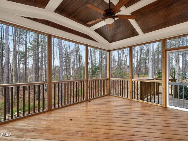 2117 Bee Cave Court, Apex, NC 27539