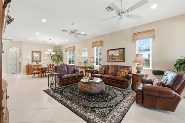 451 MOTORCOACH DRIVE S, Polk City, FL 33868