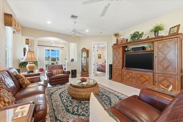 451 MOTORCOACH DRIVE S, Polk City, FL 33868