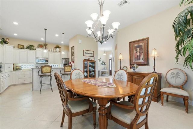 451 MOTORCOACH DRIVE S, Polk City, FL 33868