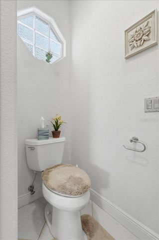 451 MOTORCOACH DRIVE S, Polk City, FL 33868