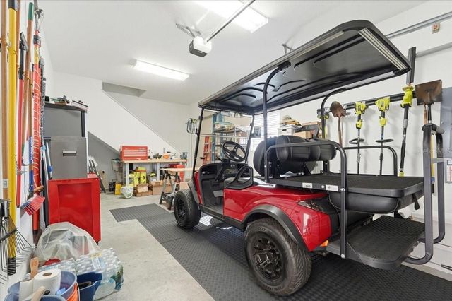 451 MOTORCOACH DRIVE S, Polk City, FL 33868