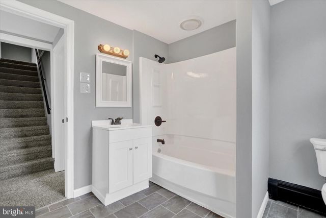 59 MAIN ST #306, Yorkana, PA 17402