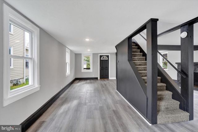 59 MAIN ST #306, Yorkana, PA 17402