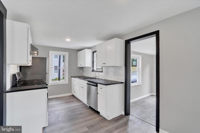 59 MAIN ST #306, Yorkana, PA 17402