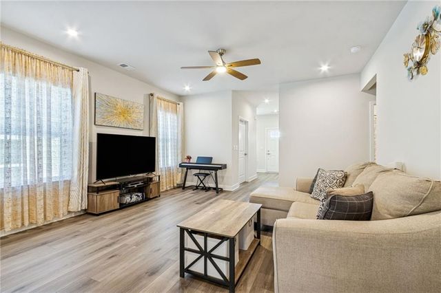 353 Moosehead Trail, Hoschton, GA 30548