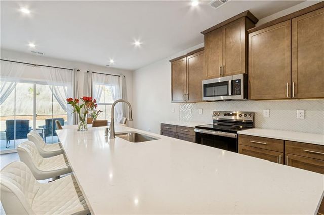 353 Moosehead Trail, Hoschton, GA 30548