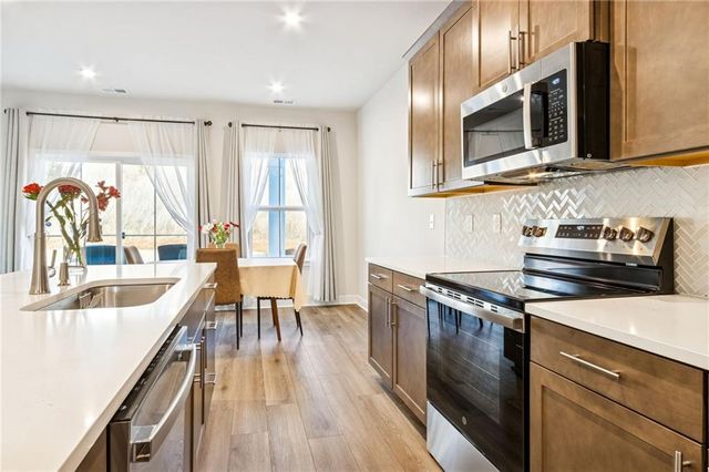 353 Moosehead Trail, Hoschton, GA 30548