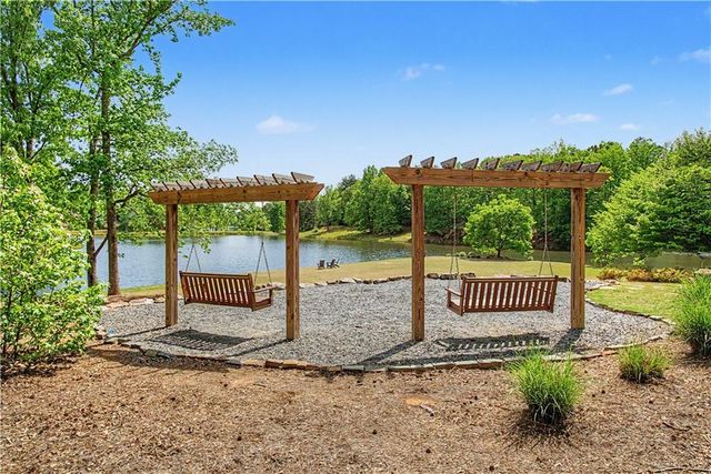 353 Moosehead Trail, Hoschton, GA 30548