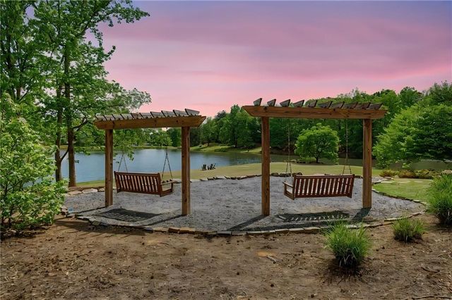 353 Moosehead Trail, Hoschton, GA 30548