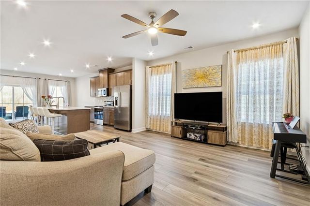 353 Moosehead Trail, Hoschton, GA 30548