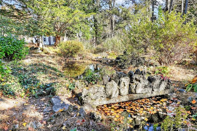 214 State Route 32 S, New Paltz, NY 12561