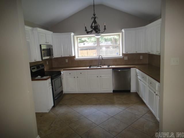 103 Drennan Drive, Beebe, AR 72012
