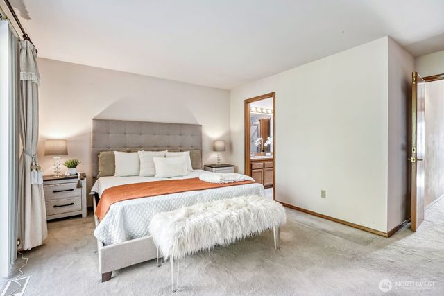 7924 129th Place SE, Newcastle, WA 98056