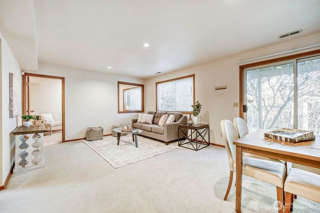 7924 129th Place SE, Newcastle, WA 98056