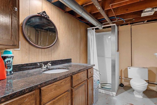 1315 APRIL LANE, Green Bay, WI 54304