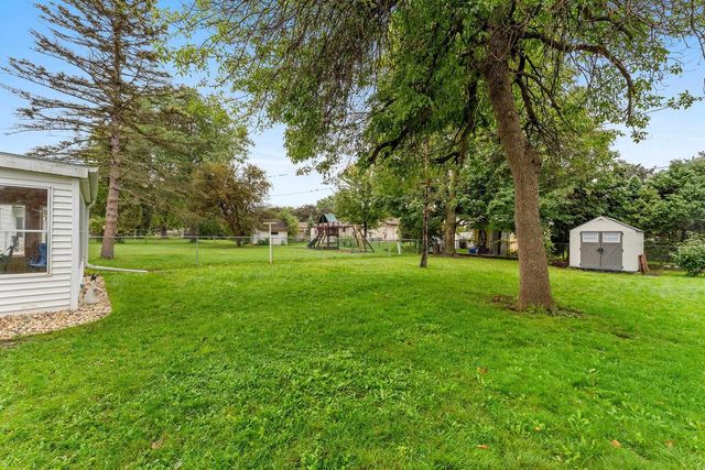 1315 APRIL LANE, Green Bay, WI 54304