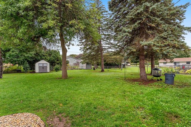 1315 APRIL LANE, Green Bay, WI 54304