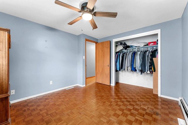 1315 APRIL LANE, Green Bay, WI 54304